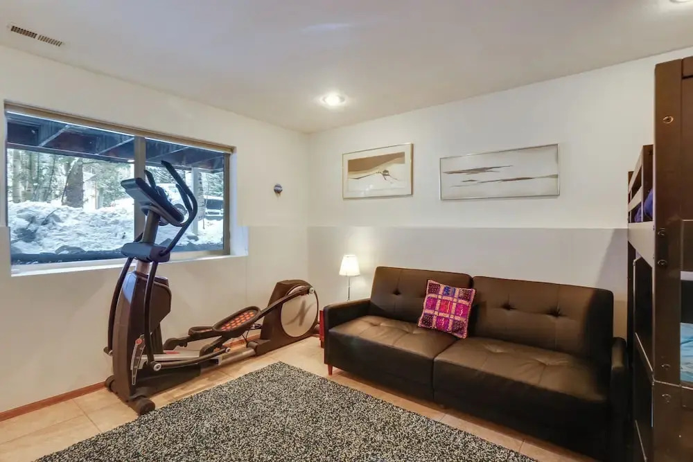 Spacious Frisco Retreat w/ Private Hot Tub
