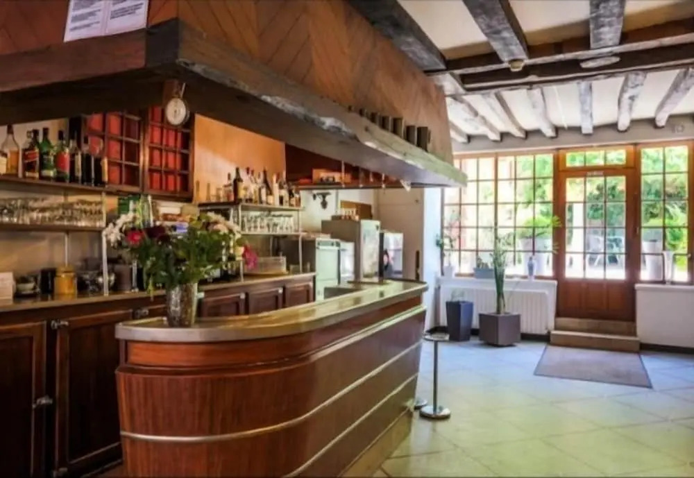 Hôtel restaurant le Grand Monarque Donzy
