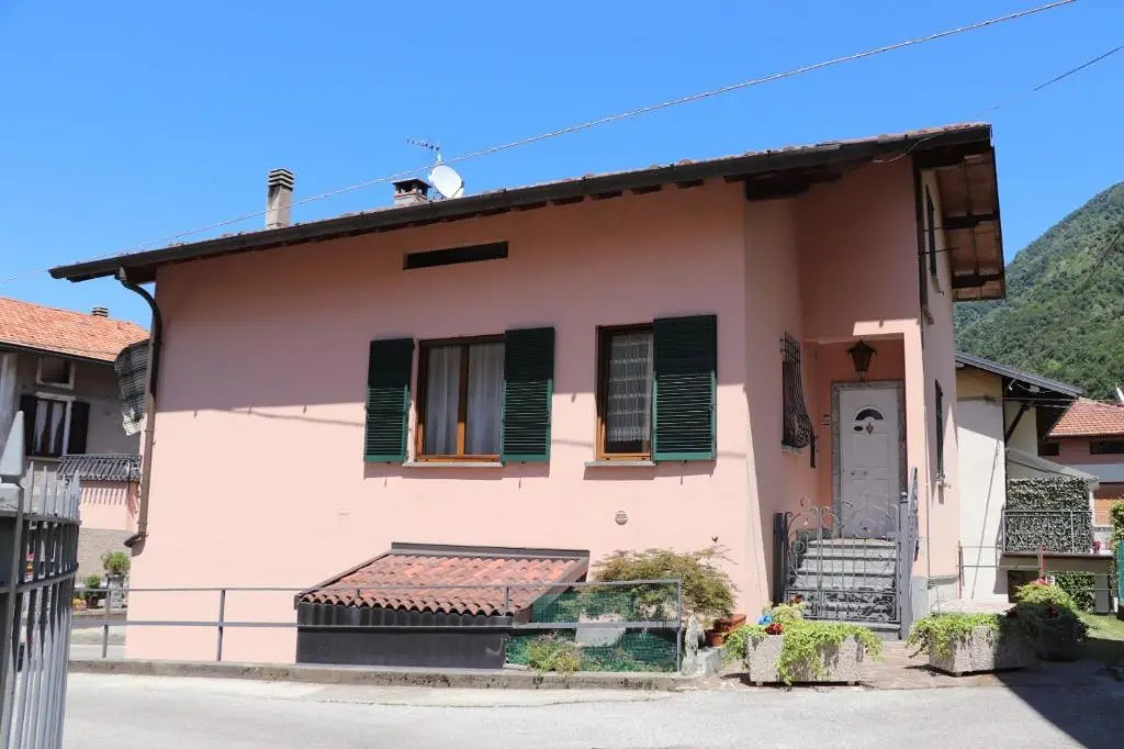 Appartamento Milvia Lezzeno