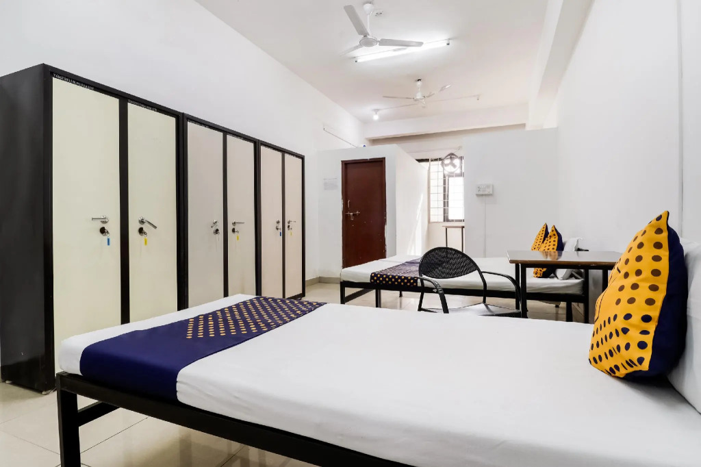 Raj Service Apartments by OYO Rooms