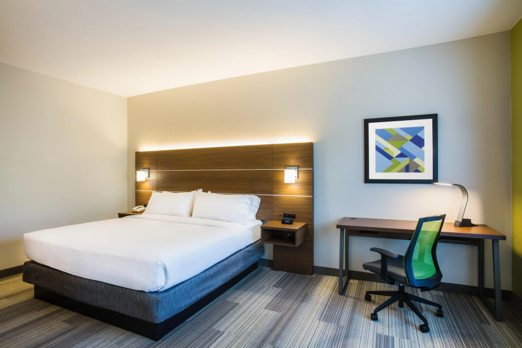Holiday Inn Express Hotel & Suites Cedar City by IHG