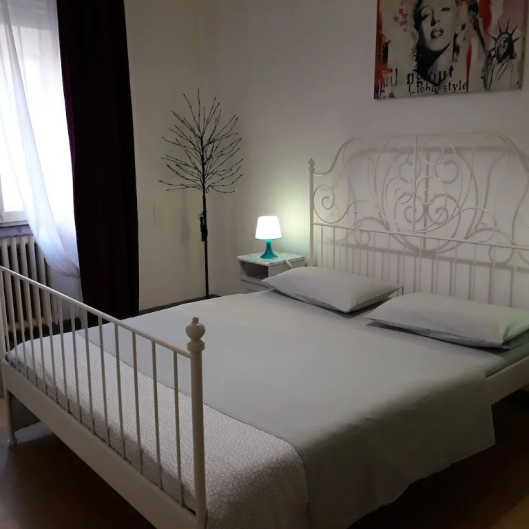 Rent Rooms
