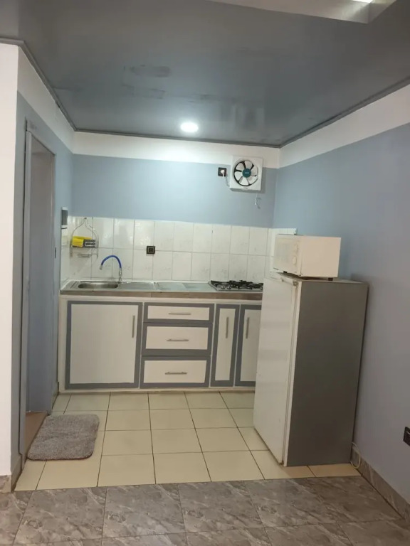 Ndouha House
