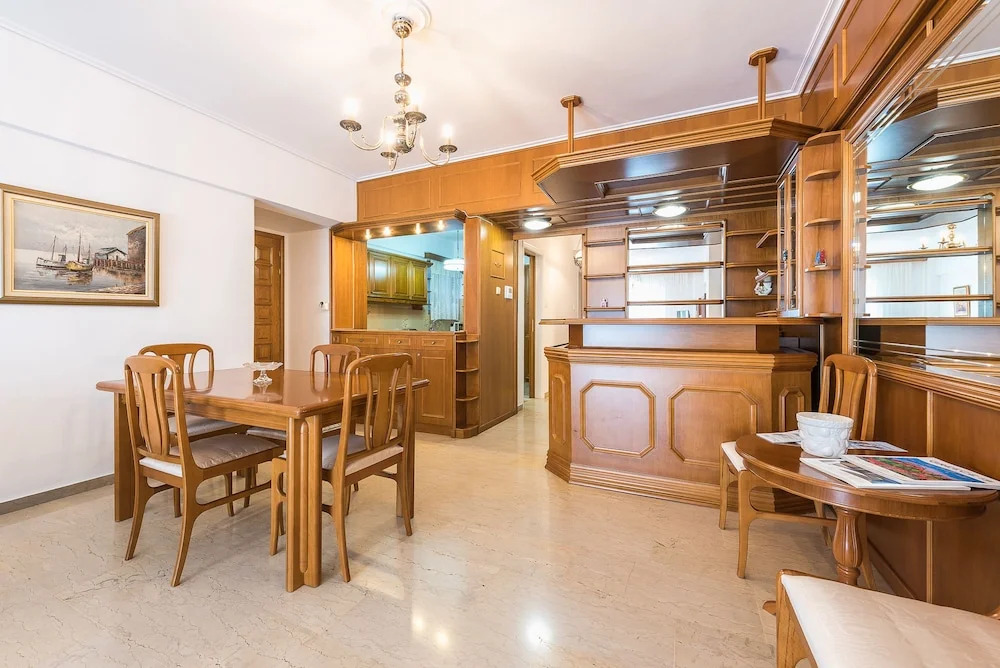 Vintage Acropolis Apartment