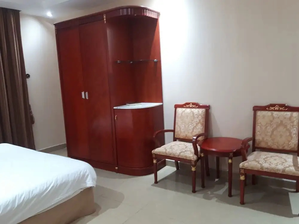 Mani VIP Suites