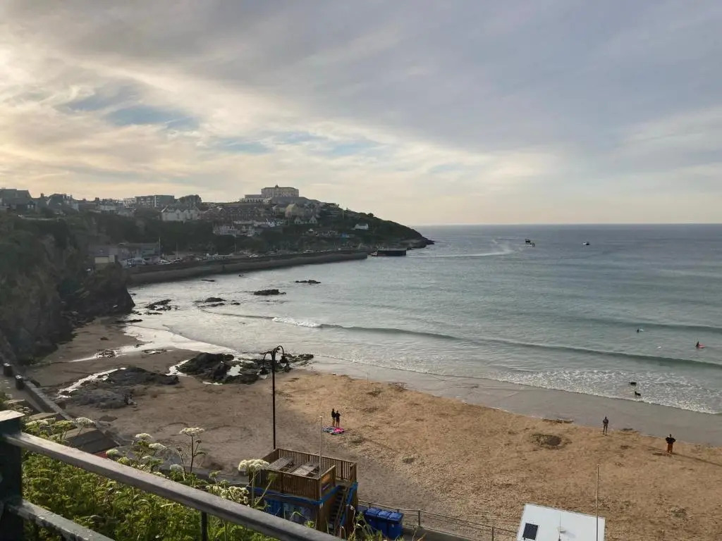 ONE BED APARTMENT GROUND FLOOR ONE MINUTE walk TOWAN BEACH FREE PARKING