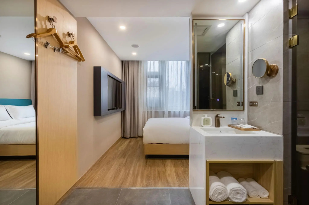 cheermay hotels (Yonghe Palace, Dongzhimen Street, Beijing)