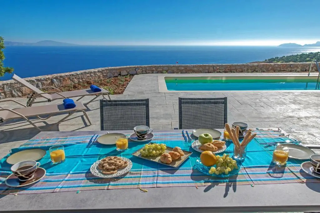 Tranquil sea view villa with private pool, just 2km from the beach
