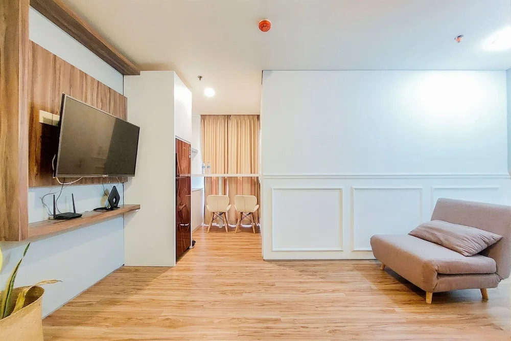 Comfort Stay 1BR at Apartment Tuscany Residences By Travelio