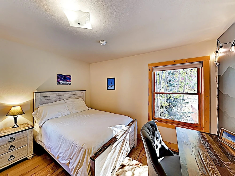 New Listing! Mountain-view Ski W/ Hot Tub 3 Bedroom Home