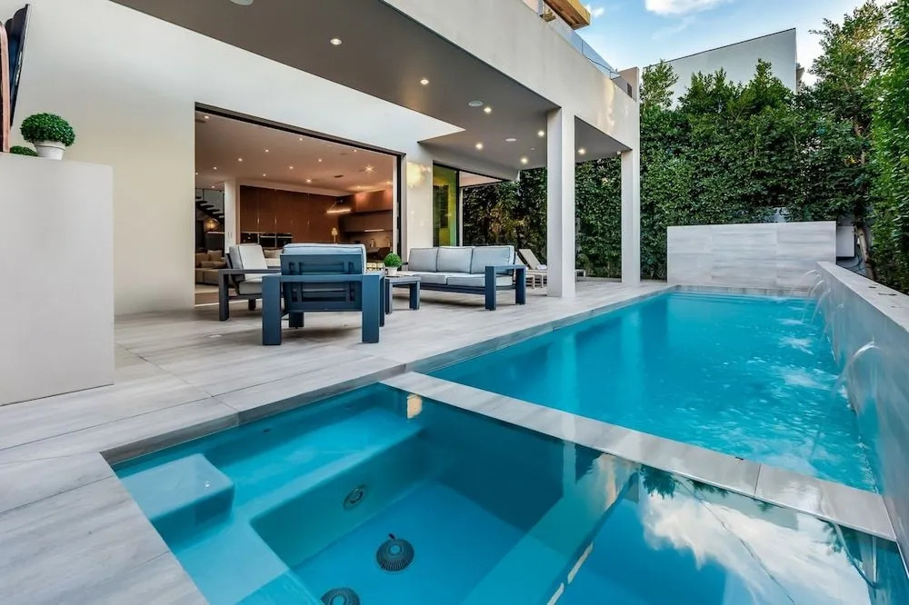Villa Holly