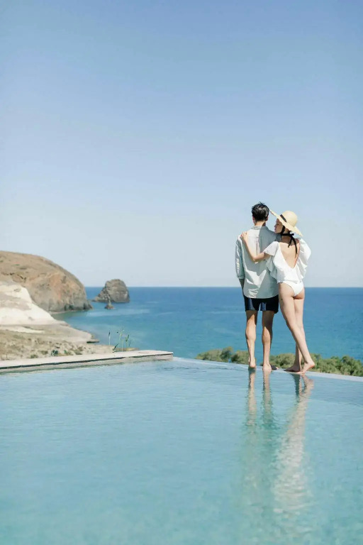 Milos Breeze Boutique Hotel