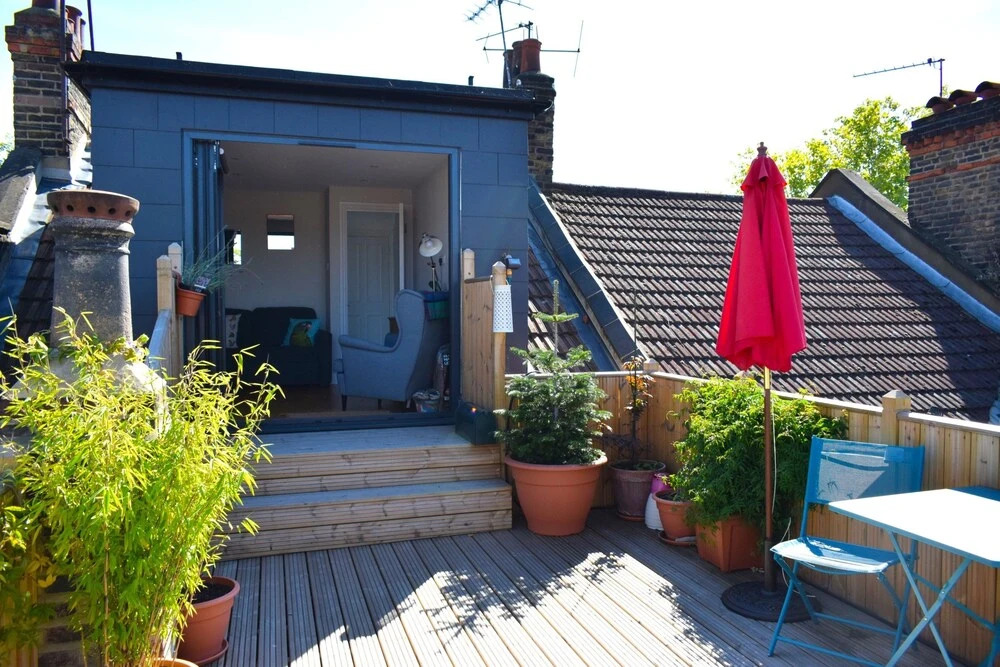 3 Bedroom House With Roof Terrace