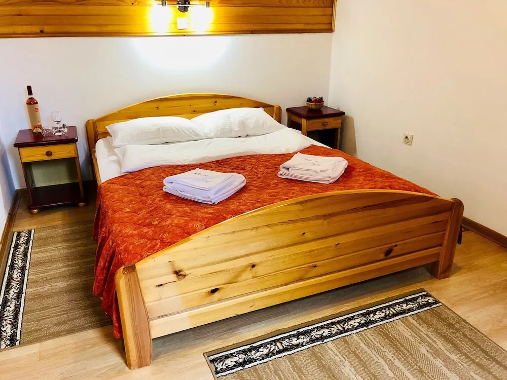 Kraljevi Konaci Zlatibor