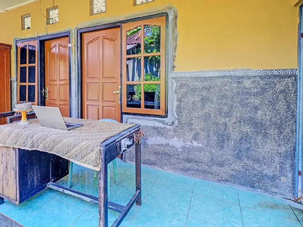 Hotel O Sekar Jagat Near Pantai Baluk Rening