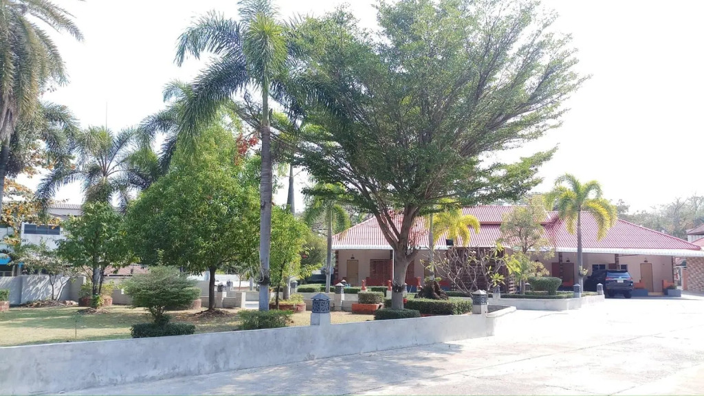 Ploy Resort พลอยรีสอร์ทบุรีรัมย์