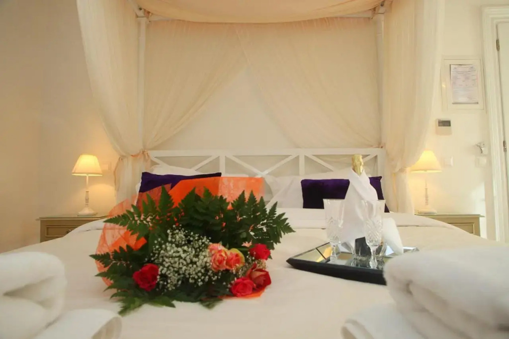 The Aigli 1800 Boutique Hotel