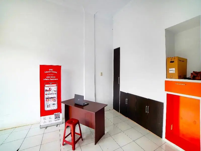 OYO 91220 Infinite Residence
