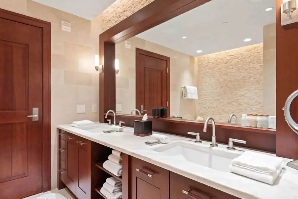 4 Bedroom + Den Luxury Residence at Solaris Residences