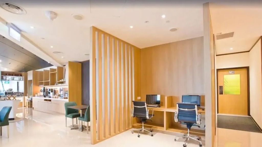 Ambassador Transit Lounge Terminal 2