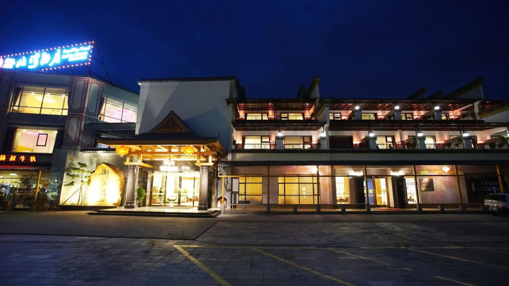 Royal Bay Hotel