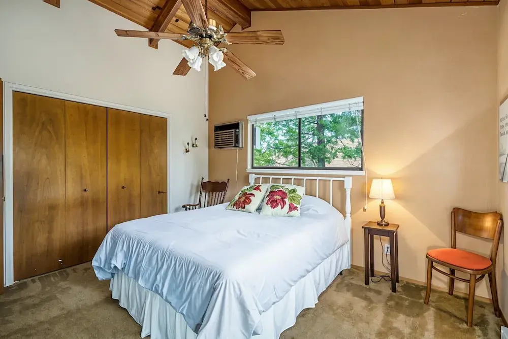 Three Wild Turkeys - Amazing Outdoor Spaces!  2 Decks! by Yosemite Region Resorts