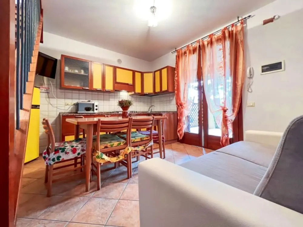 Terraced Home With Kids Playground