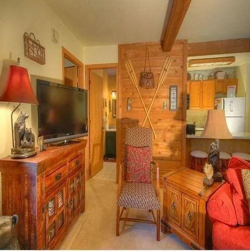 Double Eagle Condominiums