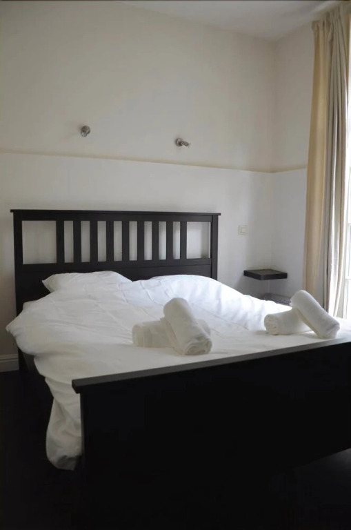 Saint Pauls Suite 2