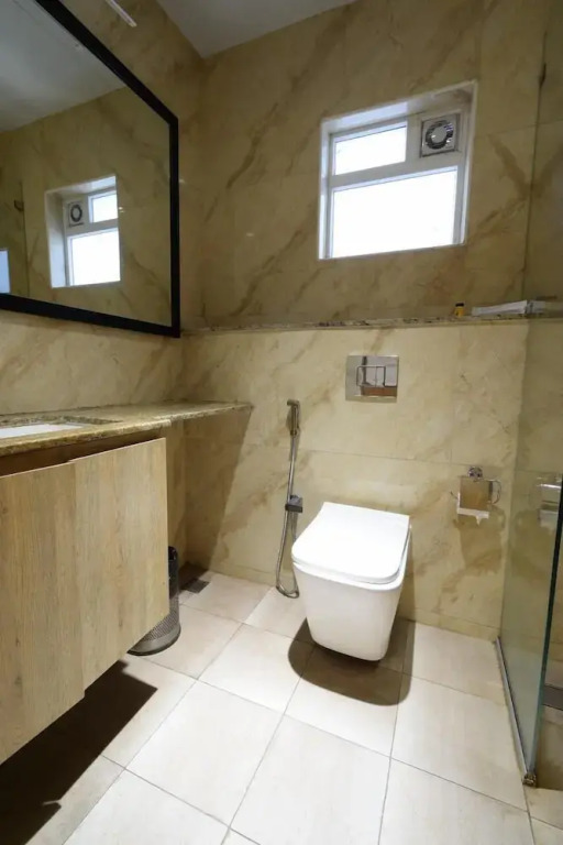 Hotel TAAR TANGERINE Gachibowli
