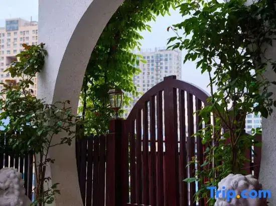 Kuxiong Homestay Square