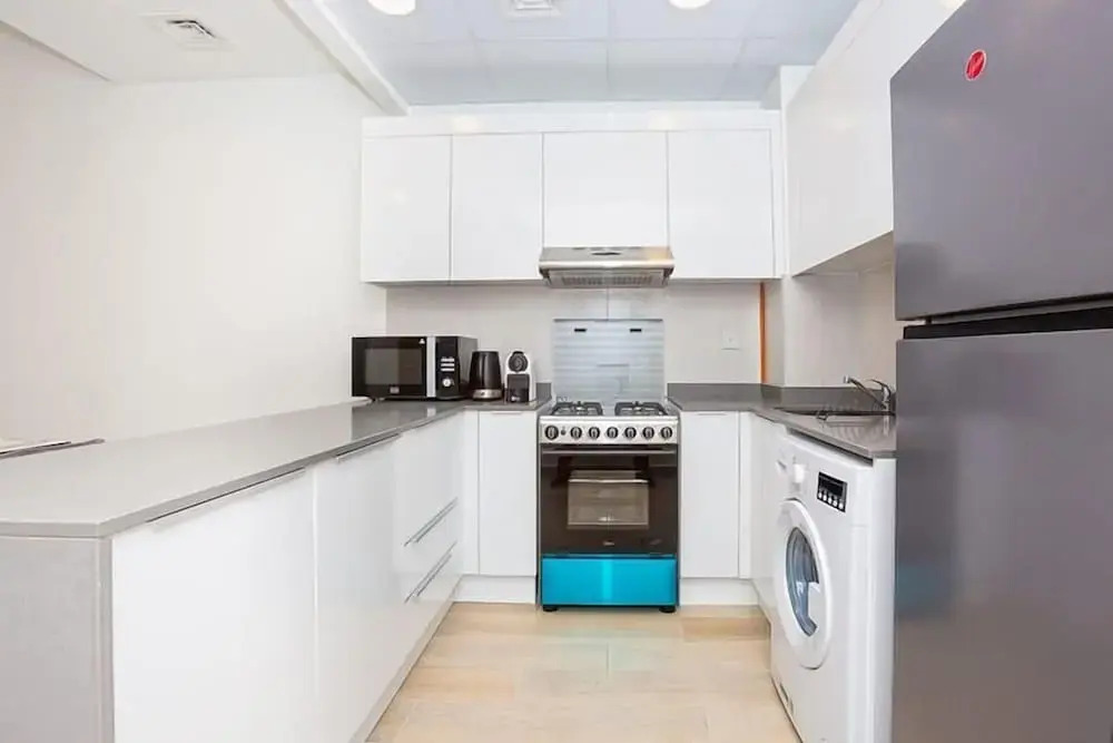 Guest and Co - Enchanting Vistas From This Fancy Apartment in JVC