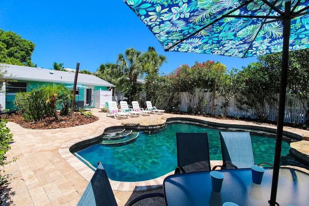 Sandy Toes and Feet Retreat