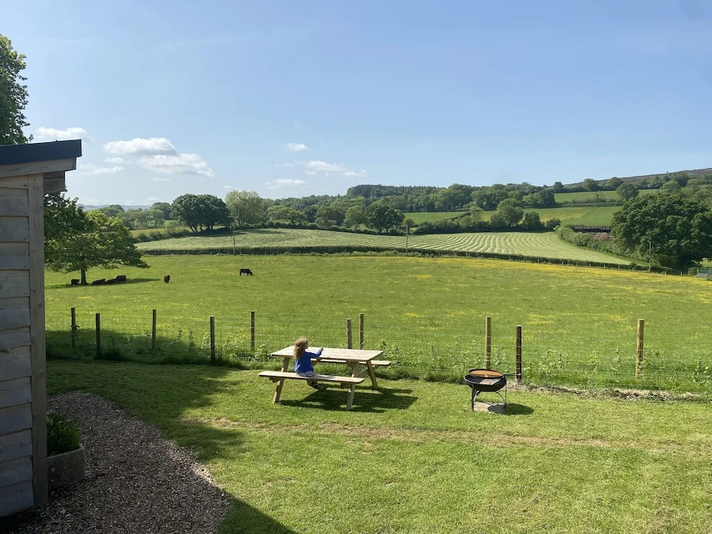 Red Oaks Shepherds hut