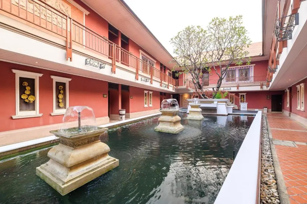 RedDoorz Plus Ruen Rattana Resort