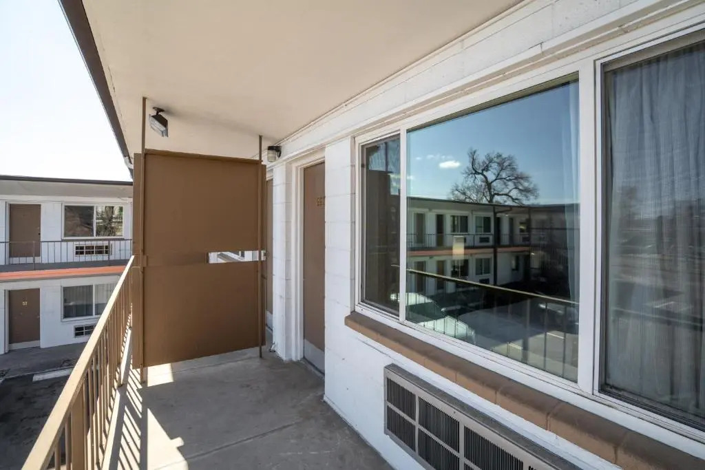 Nevada Flats Hotel