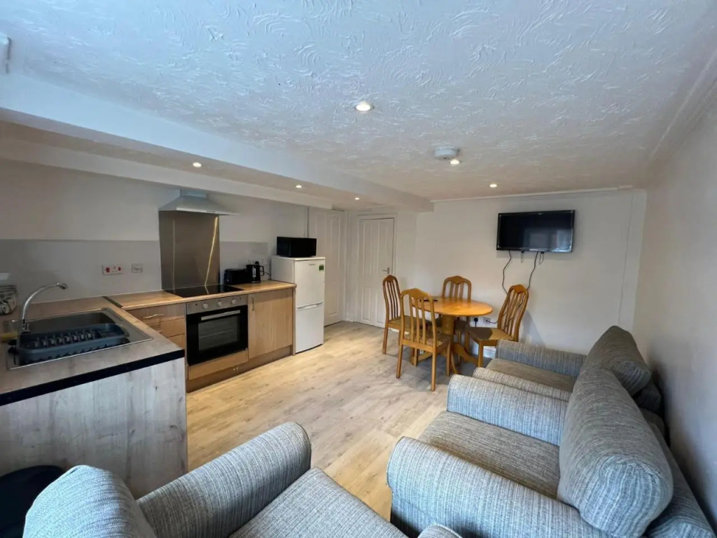 Entire Flat 1D
