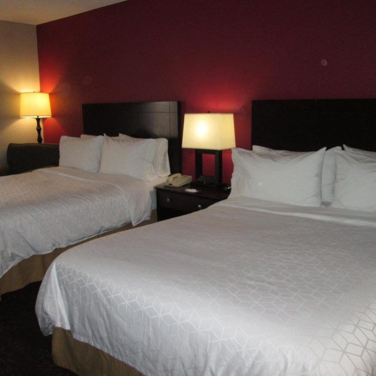 Holiday Inn Express Cloverdale - Greencastle by IHG