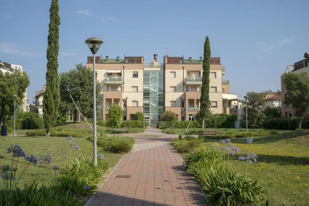 Fellini - Family Flat