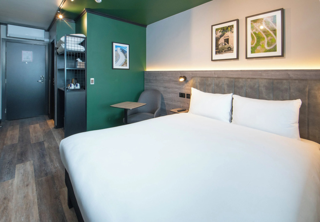 ibis Styles London Gatwick Airport