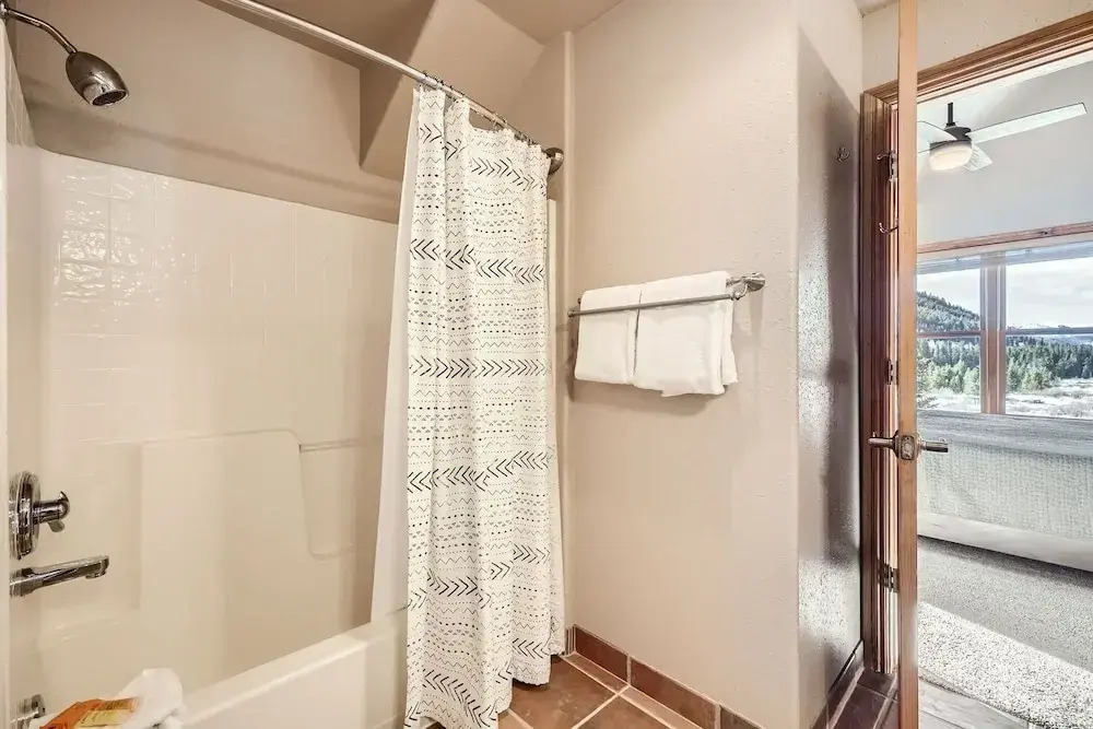 5959 Hidden River Lodge 2 Bedroom Condo