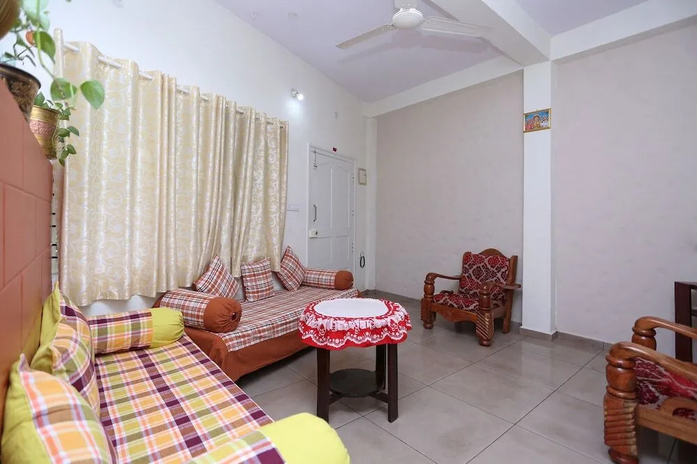 OYO 9376 Home Cozy 2BHK Madikeri Fort