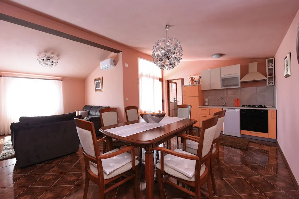 Villa Ivana ZadarVillas