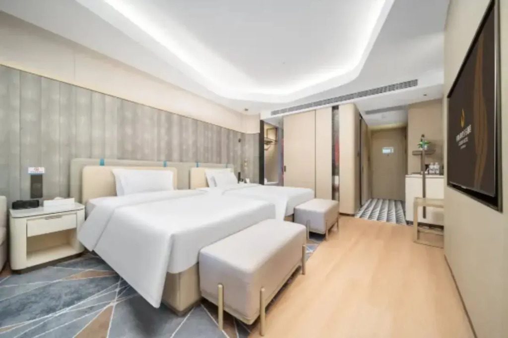 Luxemon Gem Hotel