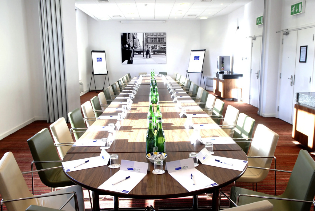 Holiday Inn Express London City by IHG