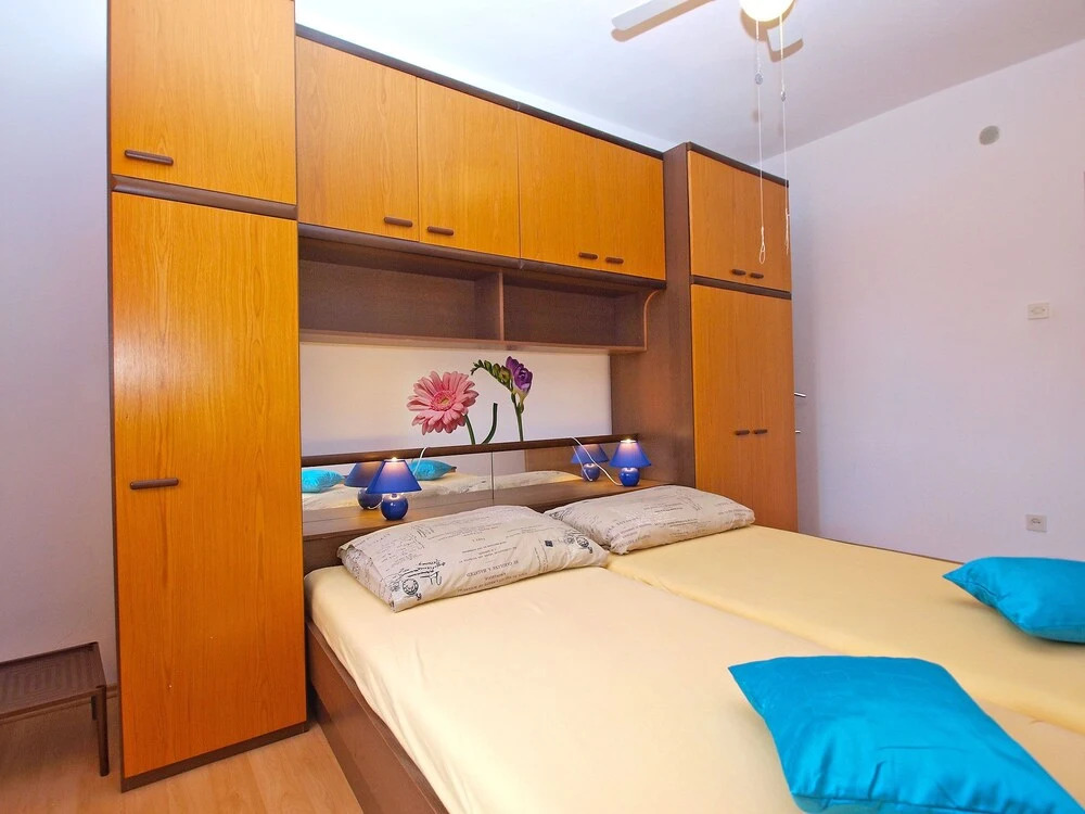 Apartment 1432
