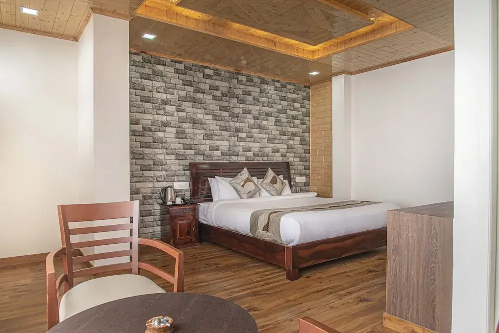 Echor - The Koti Village Resort Kufri