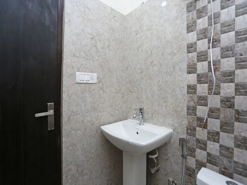 OYO 10787 Home Spacious 3BHK Bhimtal