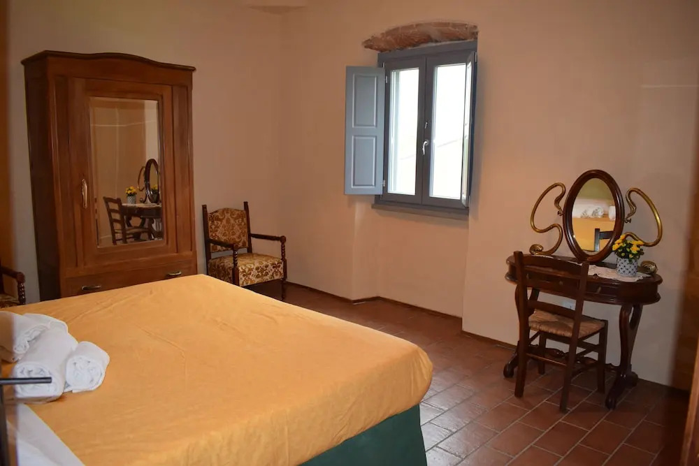 Agriturismo La Posta Reale-Wine cellar