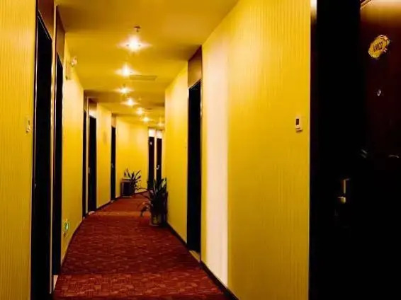 Summer Inn